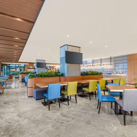 Holiday Inn Express Shanghai Pujiang By Ihg Exterior foto