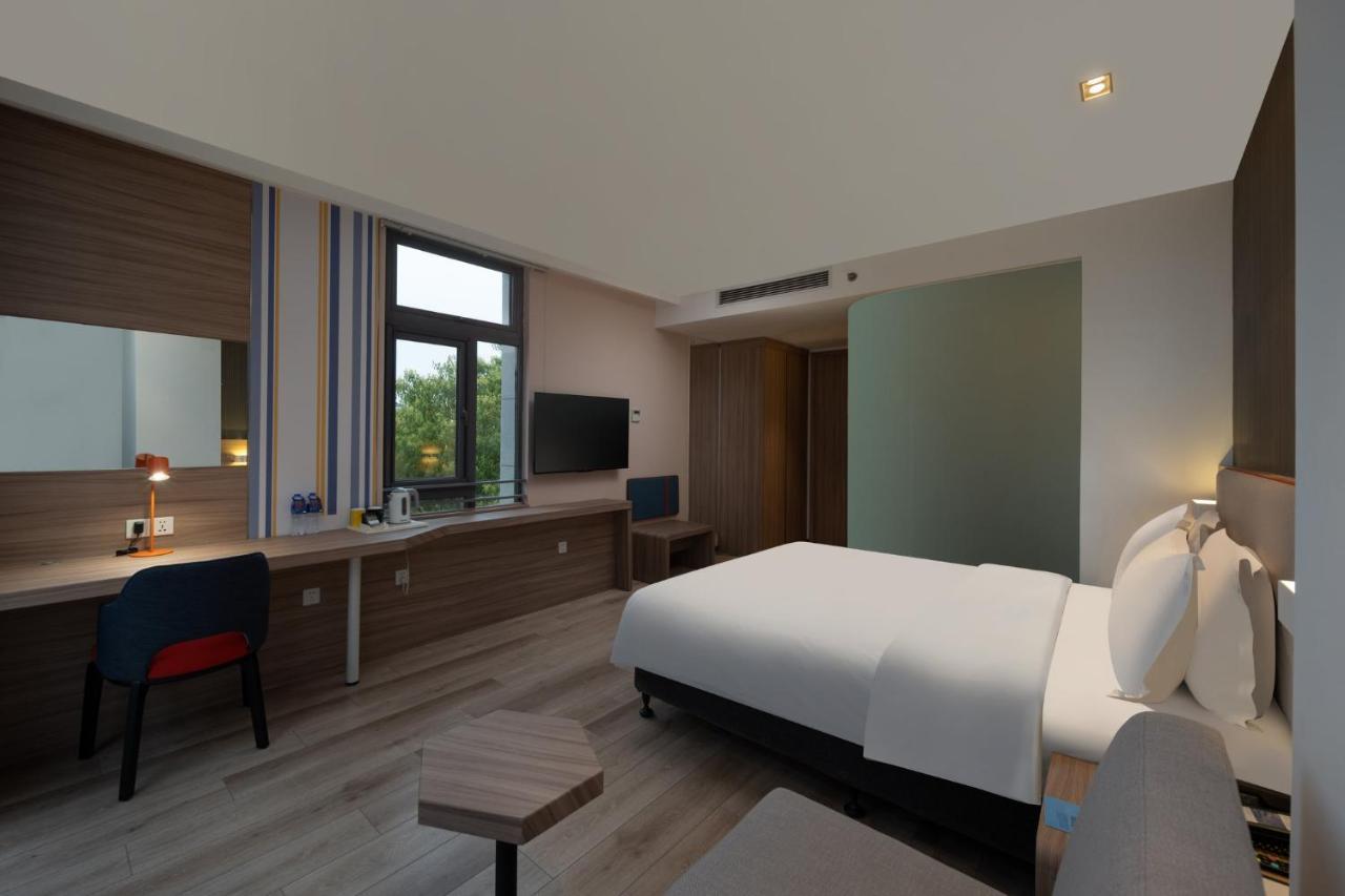 Holiday Inn Express Shanghai Pujiang By Ihg Exterior foto