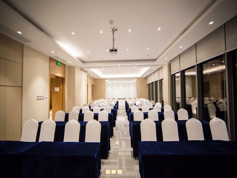 Holiday Inn Express Shanghai Pujiang By Ihg Exterior foto